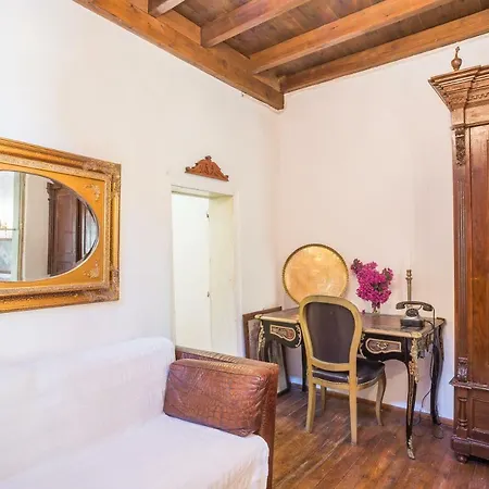 Apartment El *
